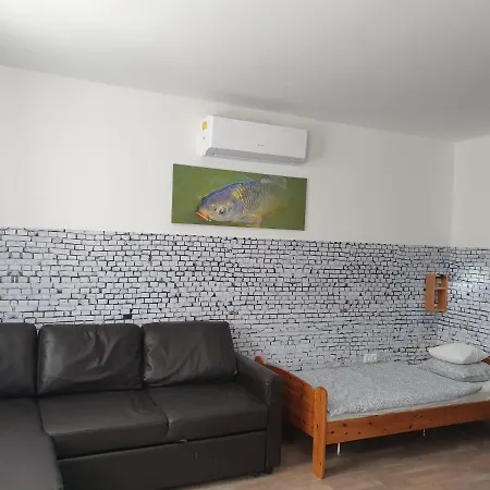 Kid Familia Panzio Bed and Breakfast 3*