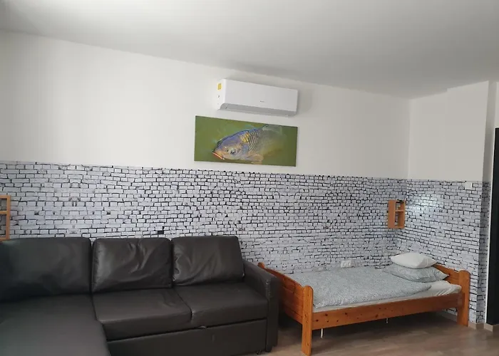 Kid Familia Panzio Bed & Breakfast 3*